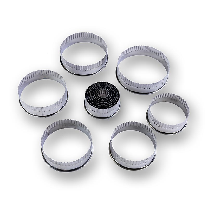 Kakformar, runda, räfflade, ø 2,2–11 cm, 3 cm höga, 14-delars set