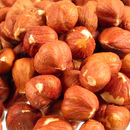 Hasselnötter, hela, med skal (bruna), 1 kg