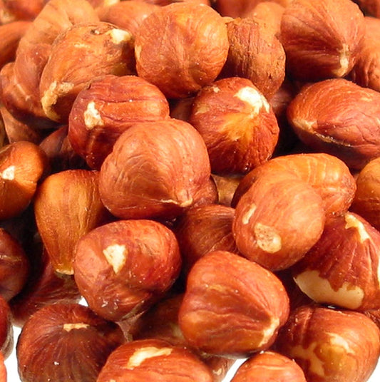 Hasselnötter, hela, med skal (bruna), 1 kg