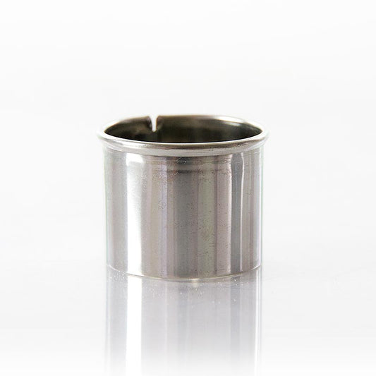 Ringformad utstansare i rostfritt stål, slät, ø 3 cm, 2,5 cm hög, 0,3 mm tjock, 1 St
