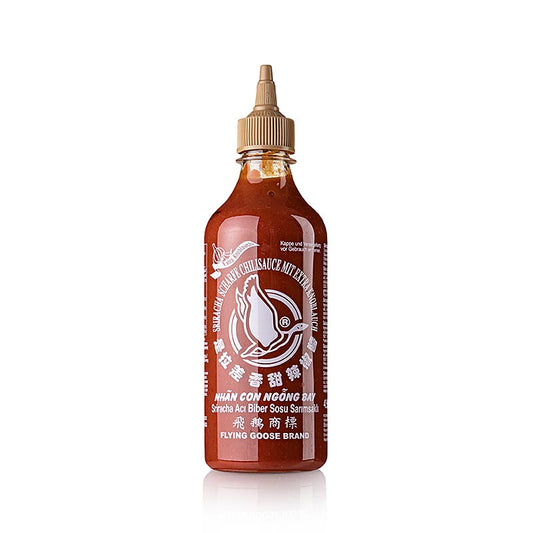 Chilisås – Sriracha, stark, med vitlök, pressflaska, Flying Goose, 455 ml