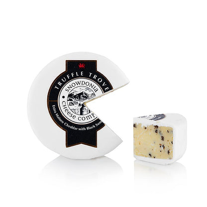 Snowdonia - Truffle Trove, lagrad cheddarost med tryffel, vit vax, 150 g